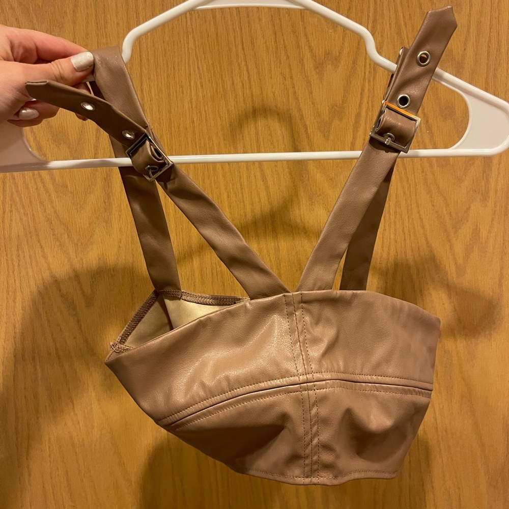 NWT PRETYY LITTLE THING